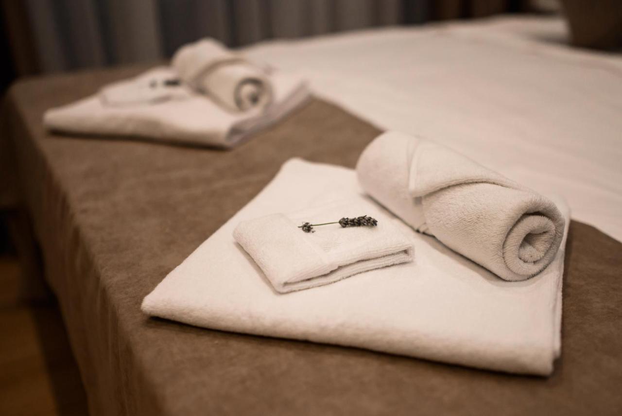 G Star Hotel 수토모레 외부 사진