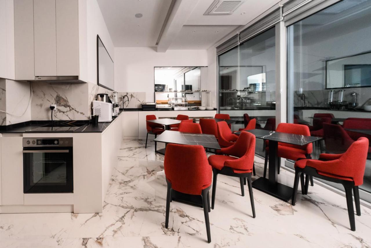G Star Hotel 수토모레 외부 사진